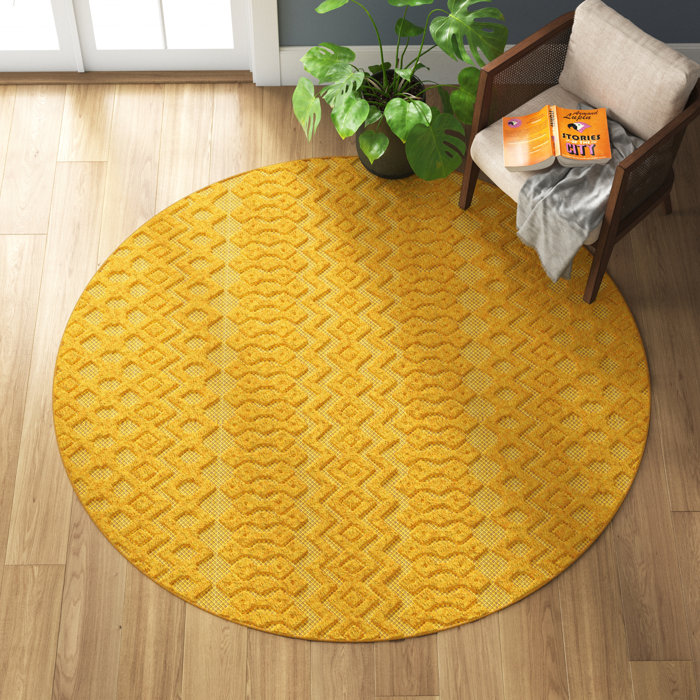 Langley Street Gritton Geometric Indoor / Outdoor Area Rug in Yellow